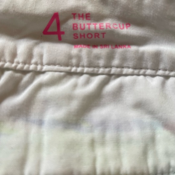 Lilly Pulitzer women’s shorts - Picture 3 of 3